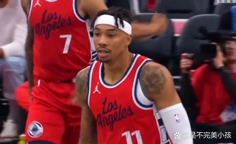 卢:乔丹-米勒已经是轮换球员,未来会有更好的发展 卢:乔丹-米勒已经是轮换球员,未来会有更好的发展